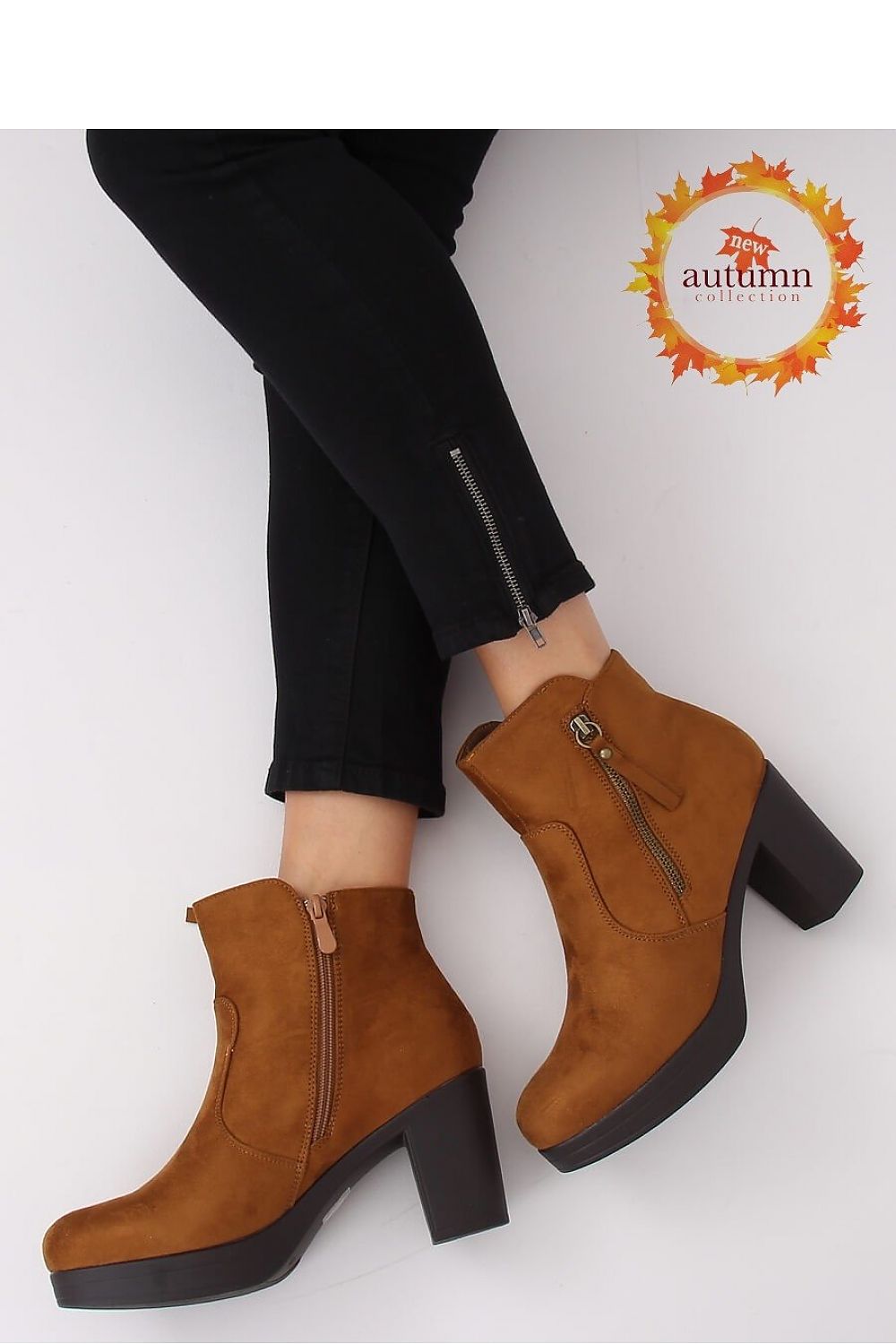 Heel boots model 135574 Inello