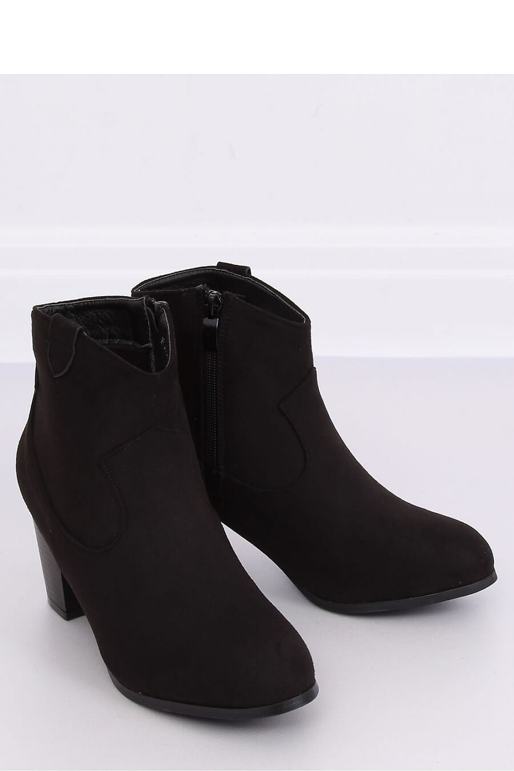 Heel boots model 135829 Inello