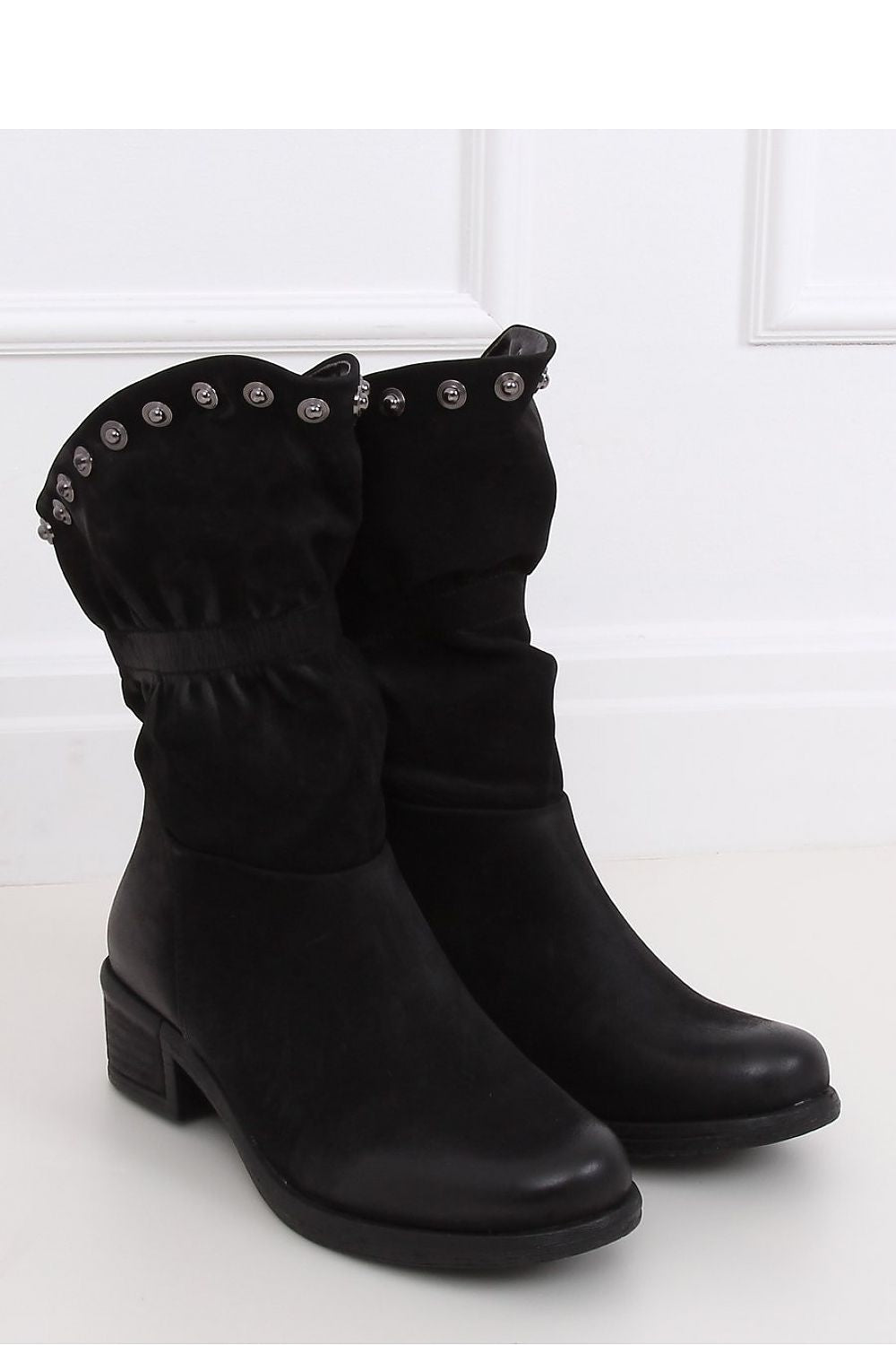 Heel boots model 146702 Inello