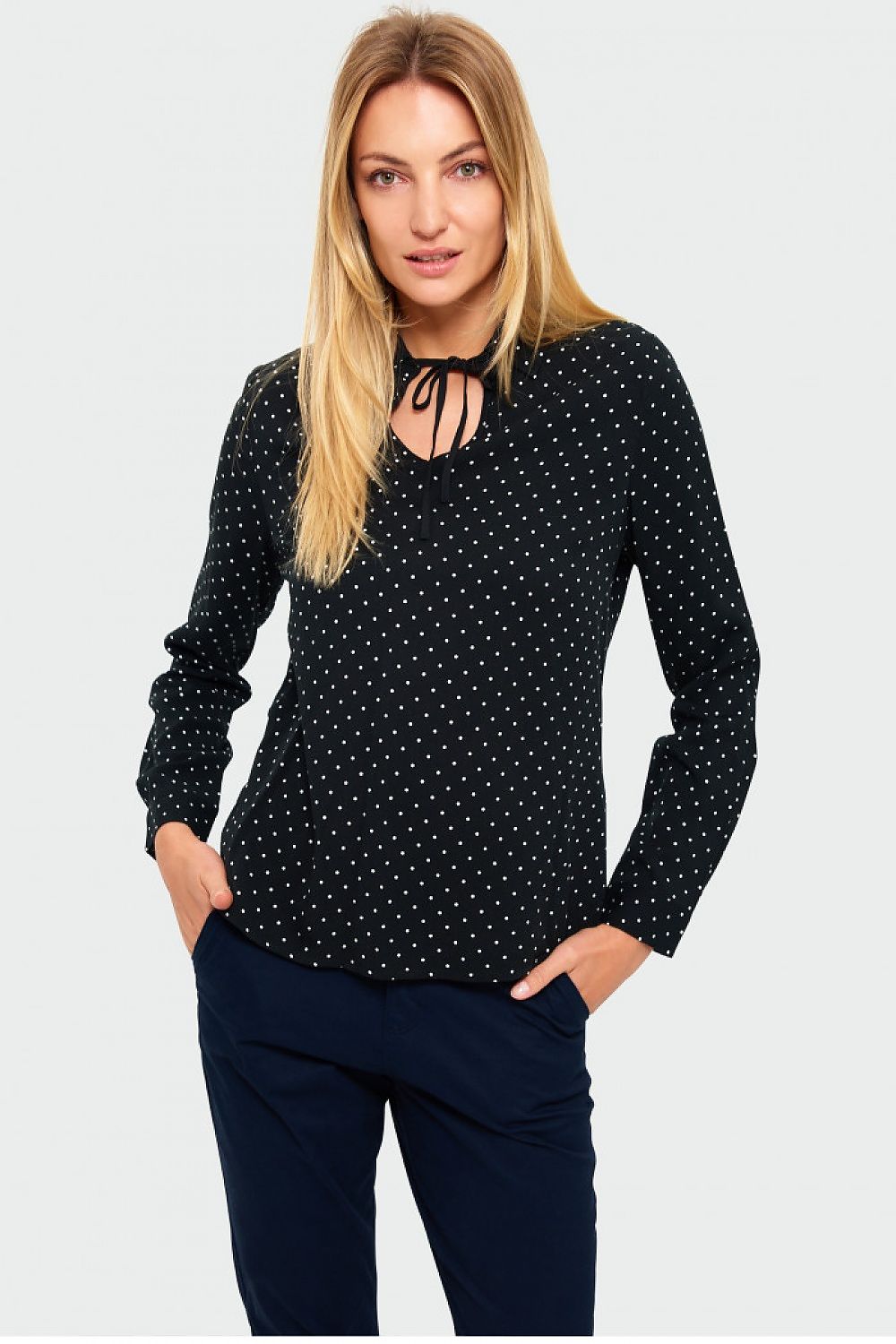 Blouse model 147039 Greenpoint