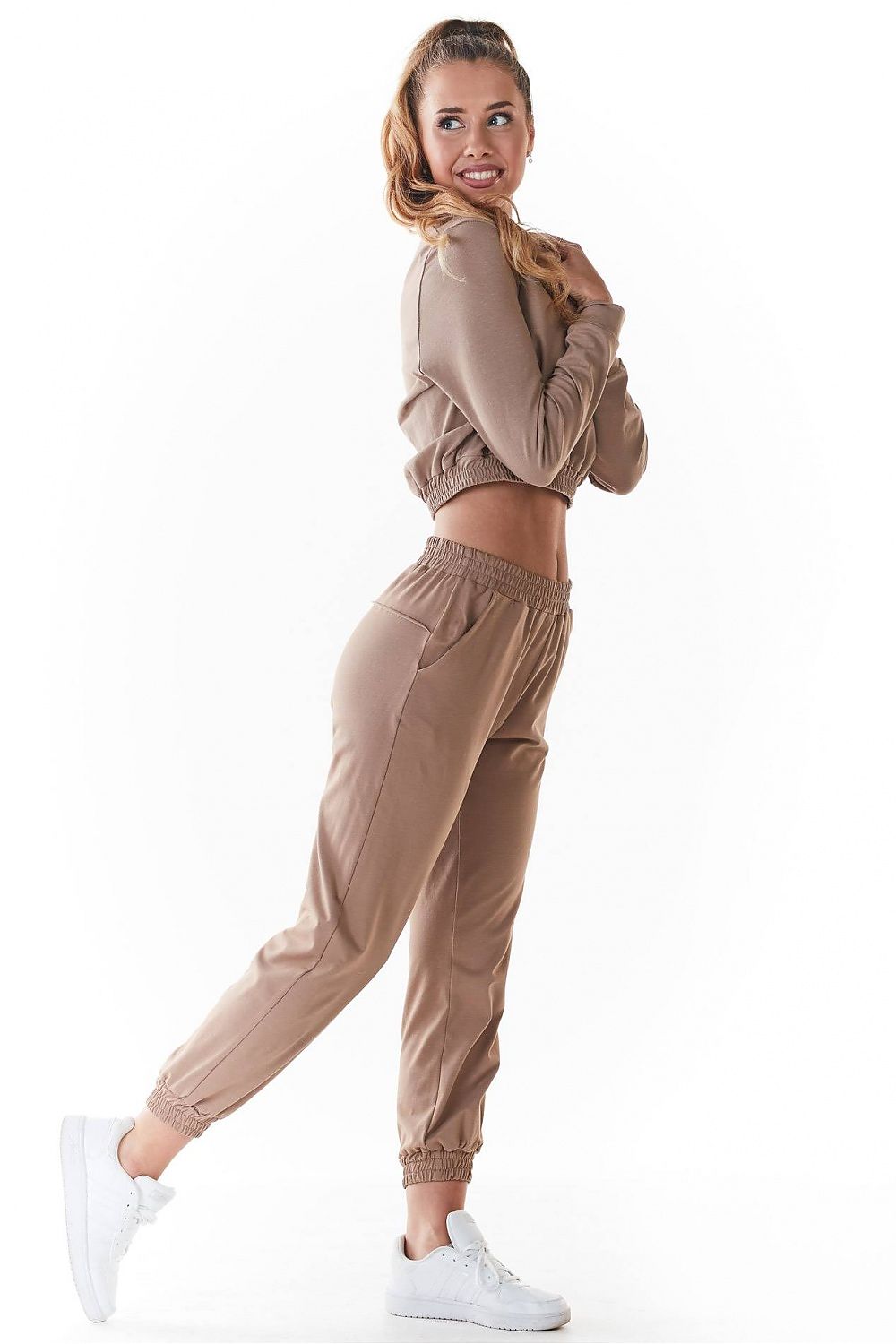 Tracksuit trousers model 147604 Infinite You