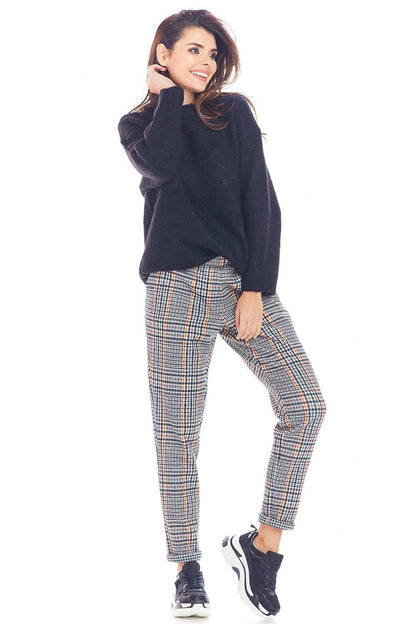 Women trousers model 148986 awama