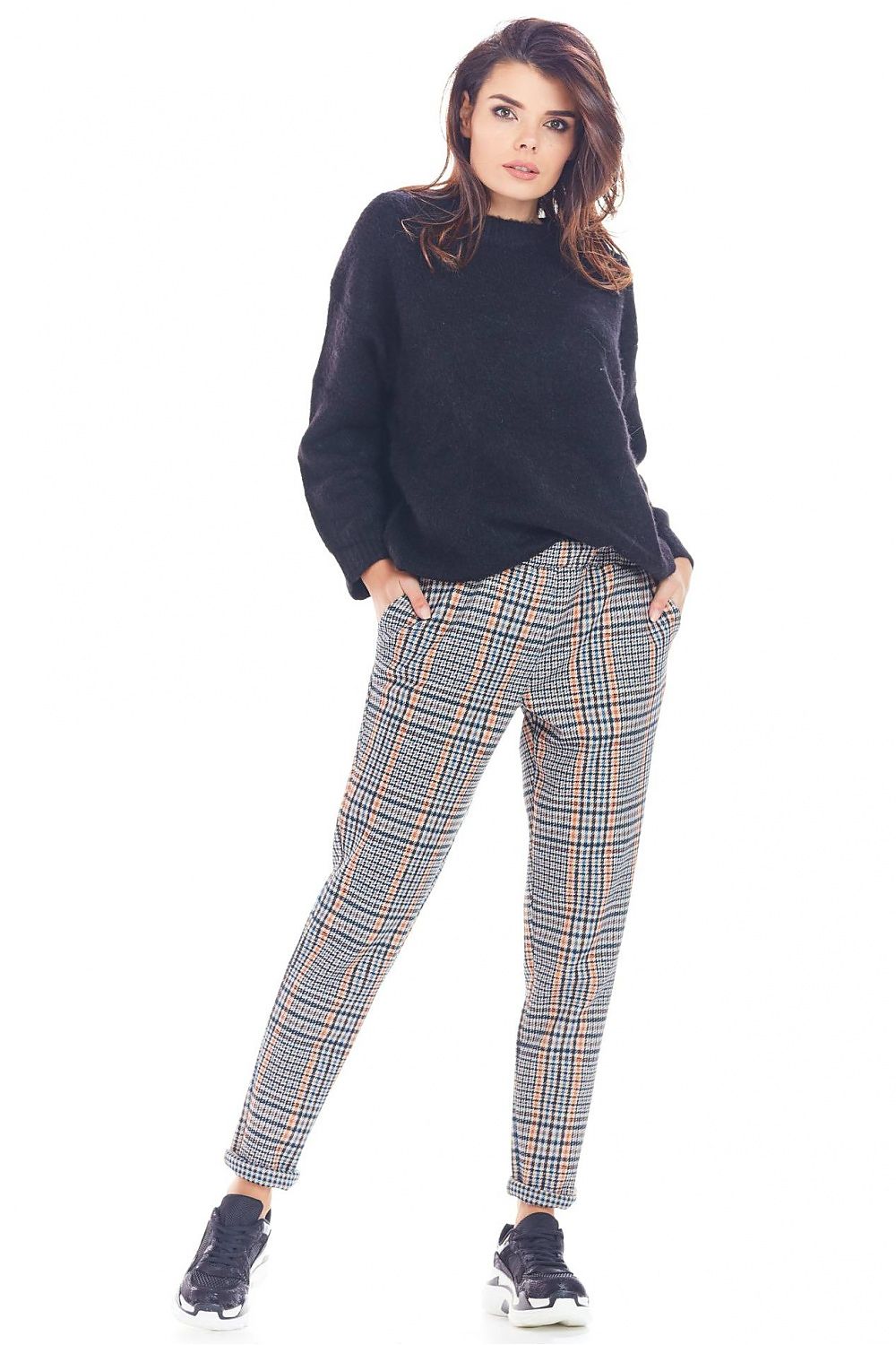 Women trousers model 148986 awama