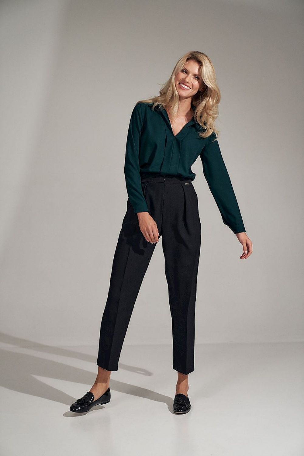 Women trousers model 150793 Figl