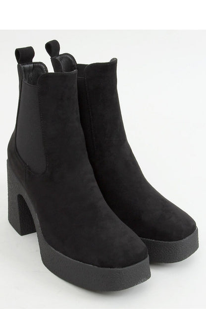 Heel boots model 157783 Inello