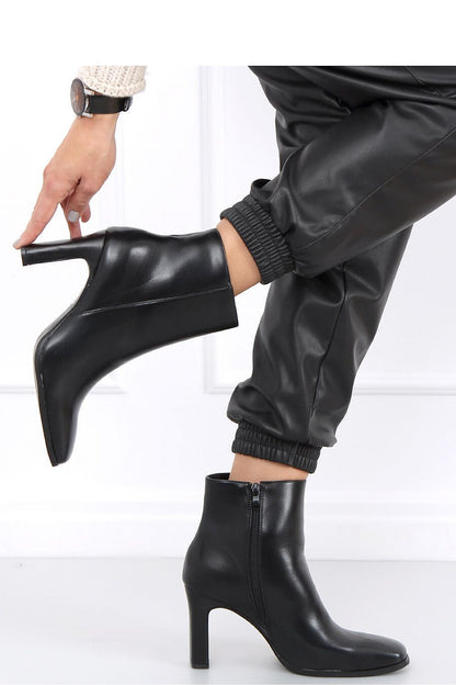 Heel boots model 159468 Inello