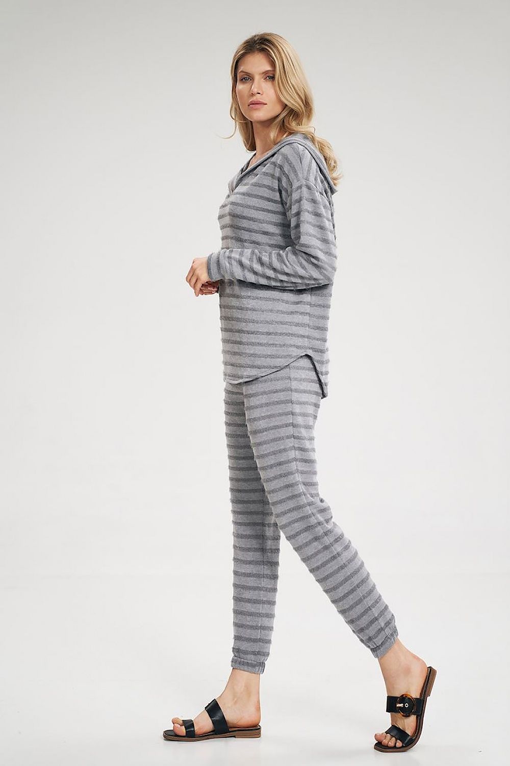 Tracksuit trousers model 162309 Figl