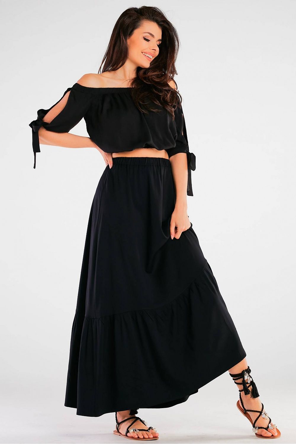 Long skirt model 166799 awama