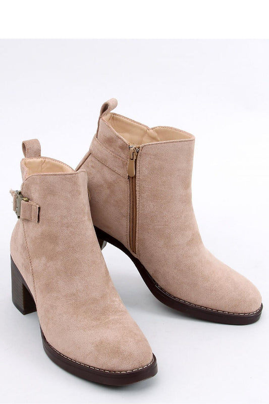 Heel boots model 170305 Inello