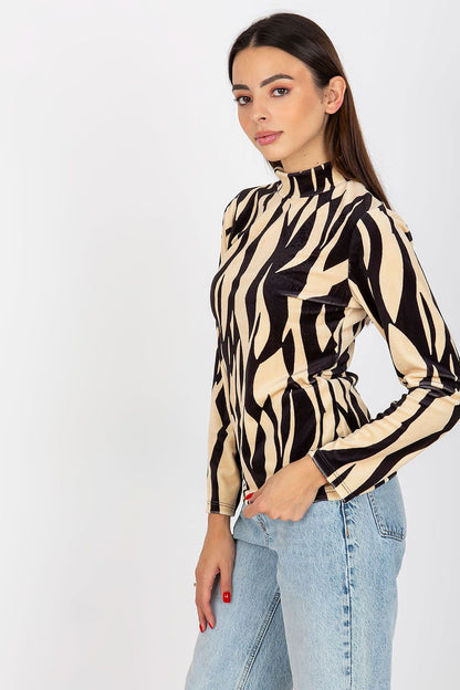 Blouse model 173722 Rue Paris