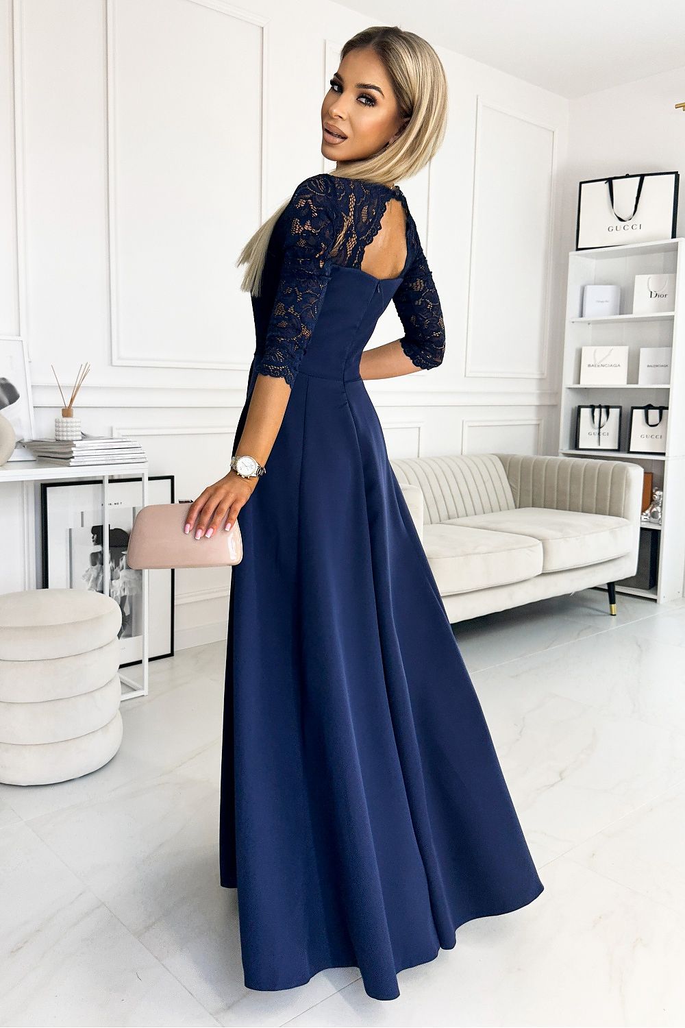 Long dress model 193523 Numoco